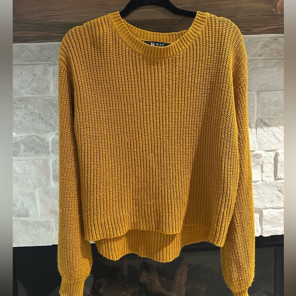 mustard sweater💛